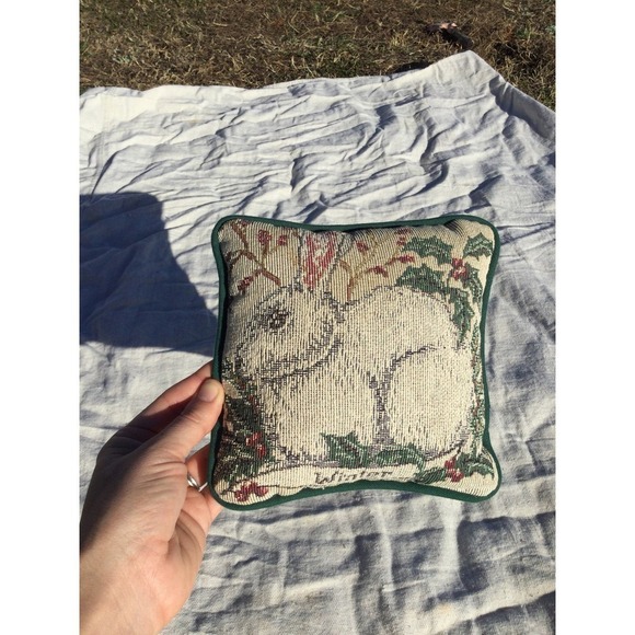 Vtg bunny square tapestry pillow 8” winter Easter rabbit farmhouse green white - Picture 4 of 7